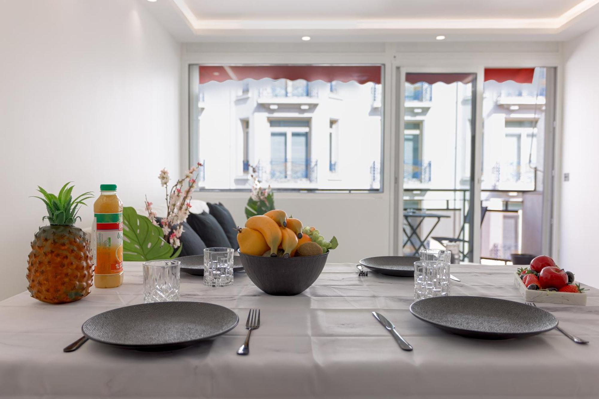 L'Unique Maubourg - Next Hotel Martinez - Terrasse Cannes Eksteriør bilde